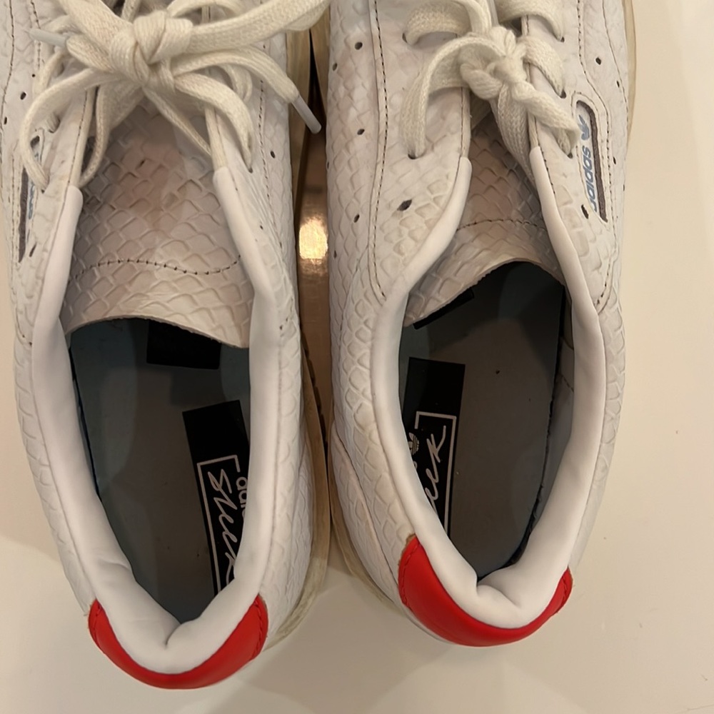 Adidas 👟 - Picture 6 of 8